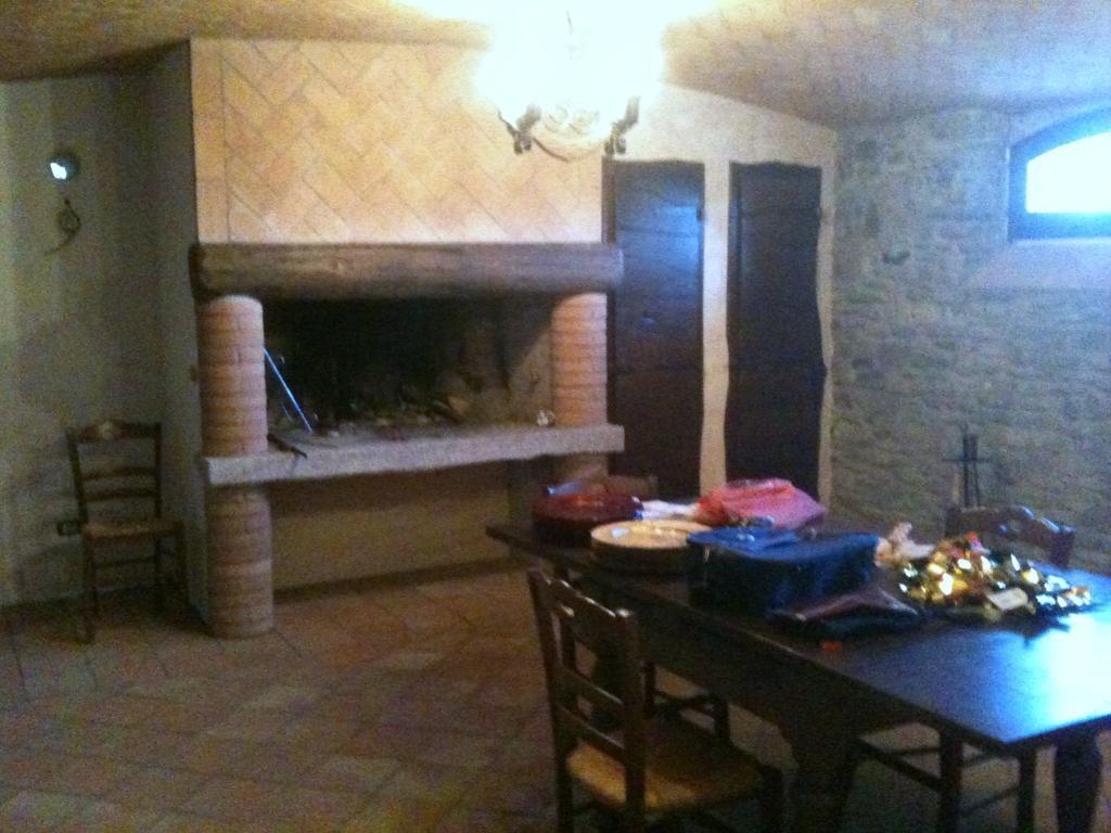 Casa Santina Villa Girasole Oda fotoğraf